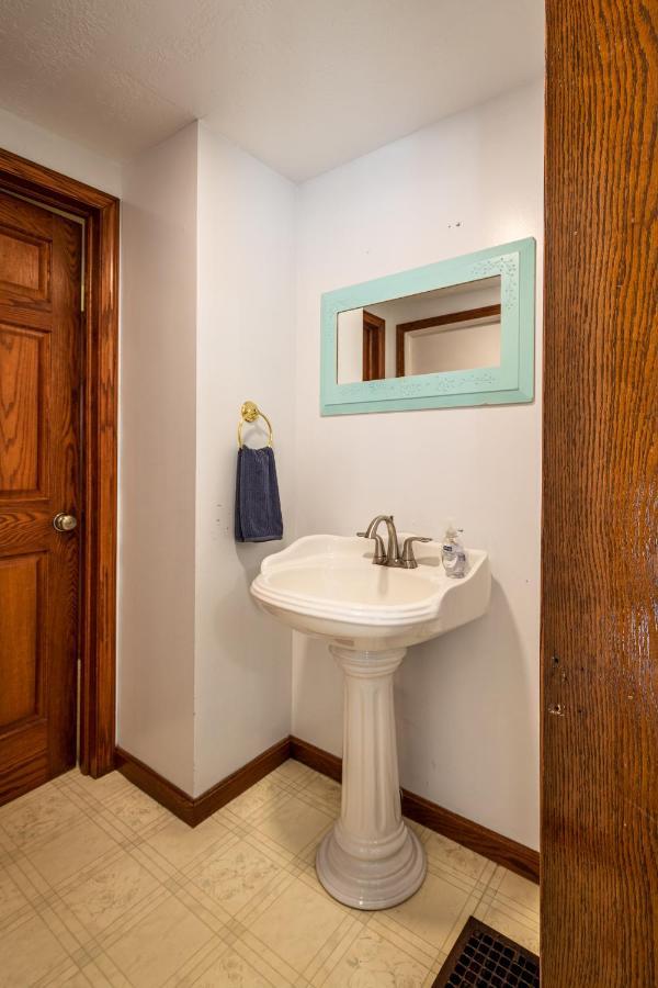 Weaver Ridge Manor Villa Millersburg Exterior foto